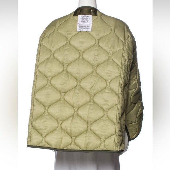 •   The Frankie Shop Utility Jacket - Picture 3 of 3